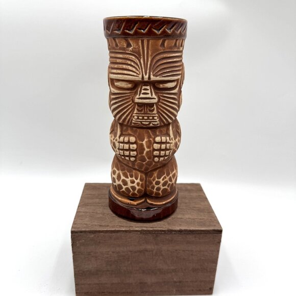 Ceramic Reno Nugget Hotel Trader Dick's Tiki Cup 7 1/4'' Hawaiian vibe style cer - Picture 1 of 11